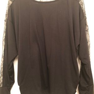 new blouse in good condition black color